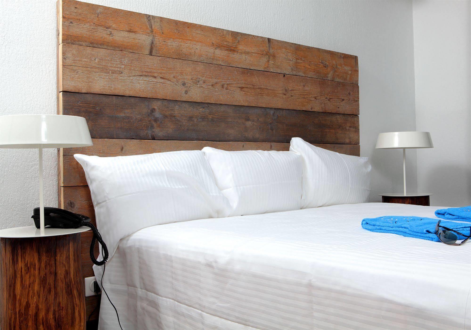 Bwa Chik Hotel & Golf Saint-Francois  Ngoại thất bức ảnh